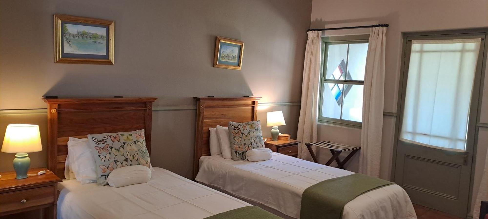 Housemartin Lodge & Self Catering De Rust Ngoại thất bức ảnh